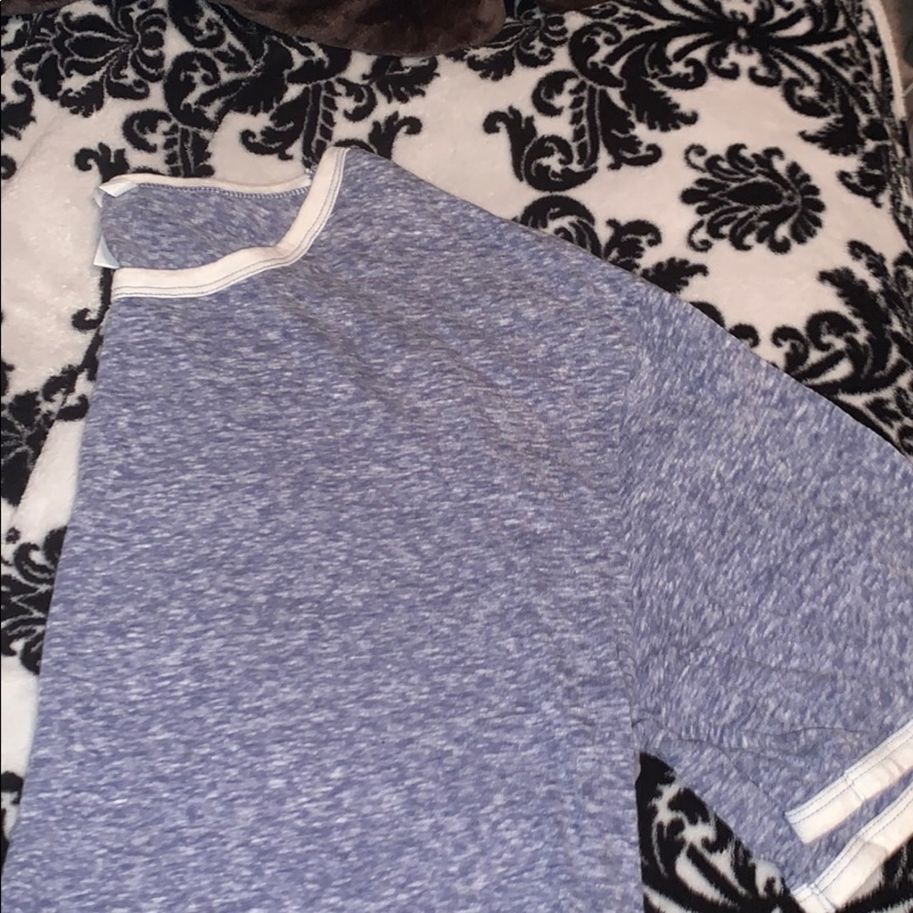 Top with mid length sleeves